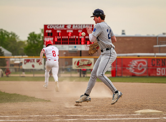 0548 Centennial vs STA