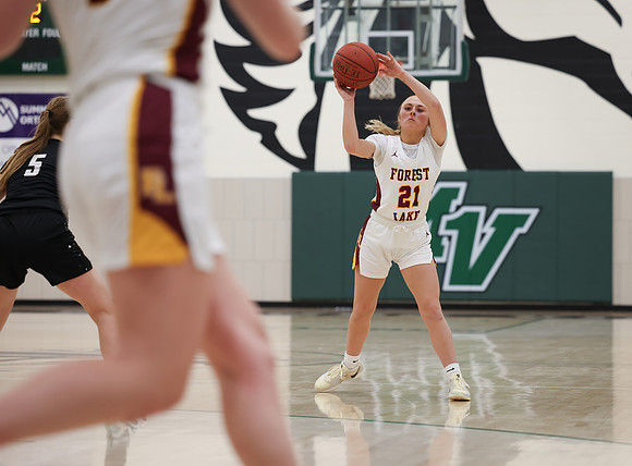 Mounds View vs Forest Lake Varsity Basketball 232