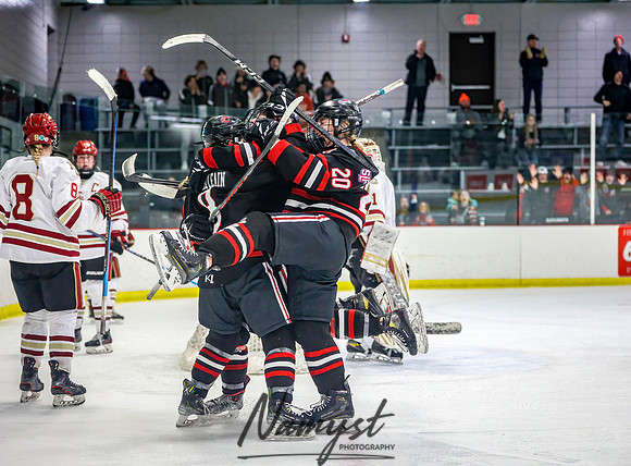 Centennial vs Maple Grove Varsity Hockey_1035