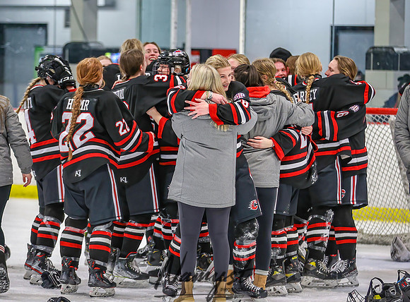 Centennial vs Maple Grove Varsity Hockey_1059