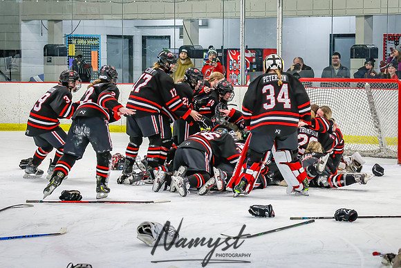 Centennial vs Maple Grove Varsity Hockey_1310