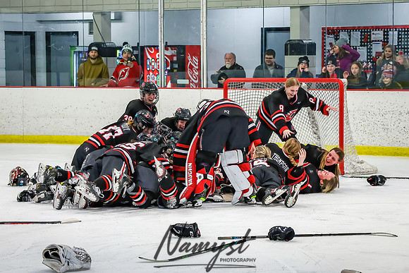 Centennial vs Maple Grove Varsity Hockey_1313