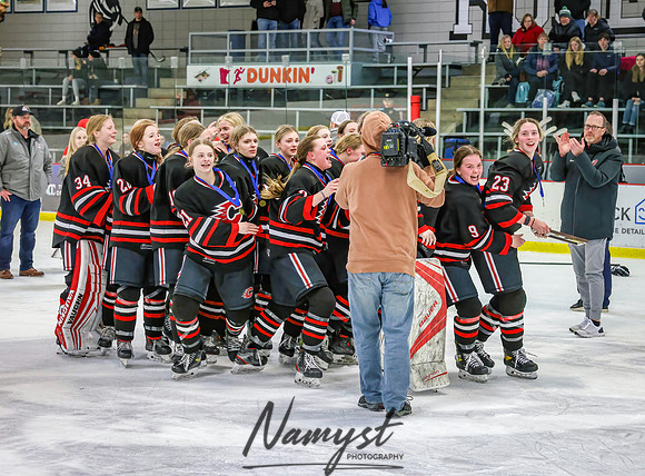 Centennial vs Maple Grove Varsity Hockey_1340