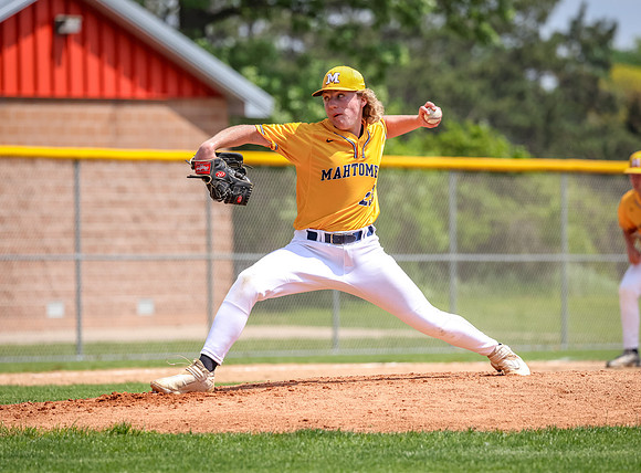 Centennial vs Mahtomedi Baseball 349