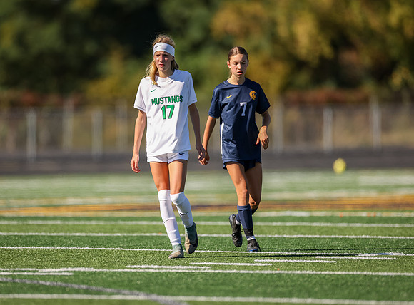 Mounds View vs Mahtomedi Girls Varisty Soccer 104