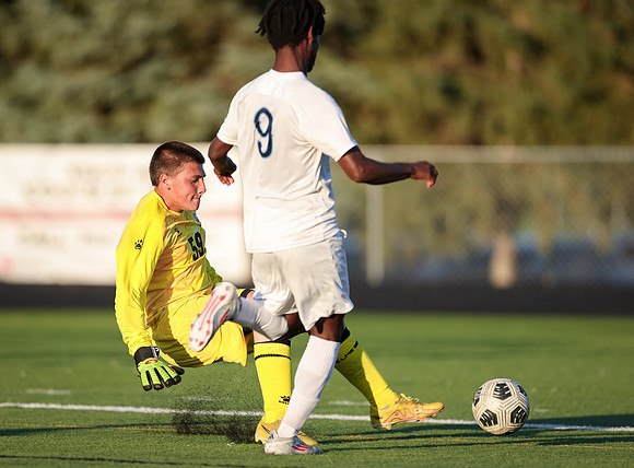 Centennial vs Blaine Varsity Soccer 17