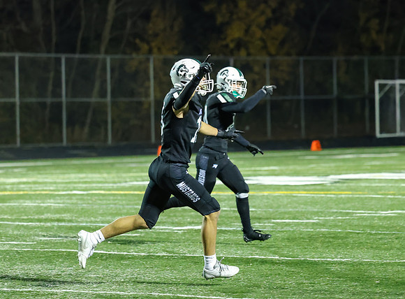 Mounds View vs Prior Lake Varsity Football 205
