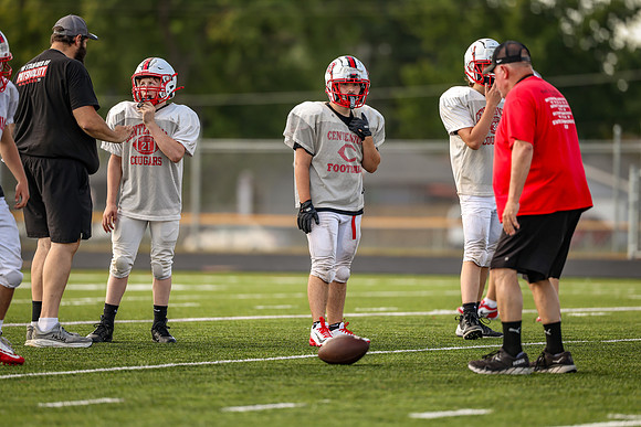 0041 Centennial Football