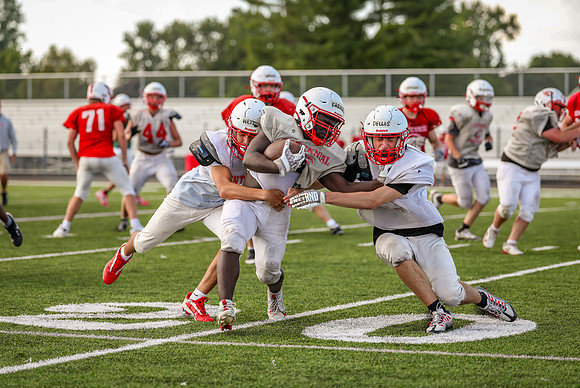 0119 Centennial Football