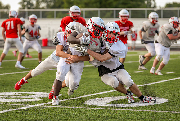 0120 Centennial Football
