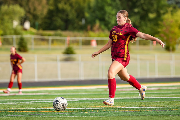 0576 Forest Lake Varsity Soccer