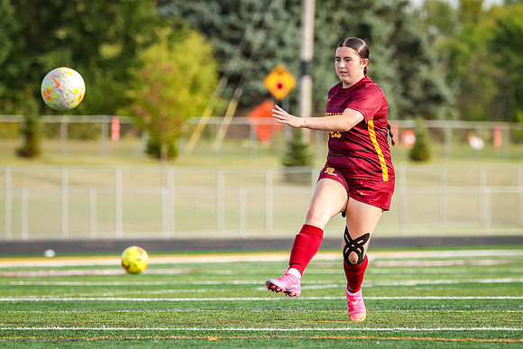 0605 Forest Lake Varsity Soccer