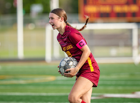 0684 Forest Lake Varsity Soccer
