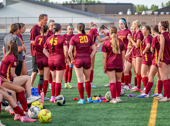 0698 Forest Lake Varsity Soccer