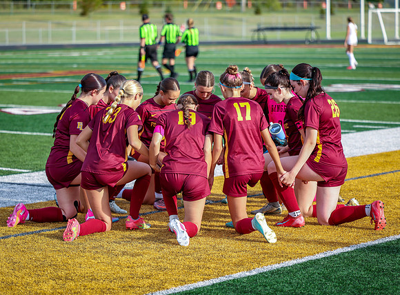 0856 Forest Lake Varsity Soccer