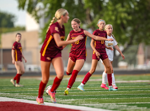1063 Forest Lake Varsity Soccer