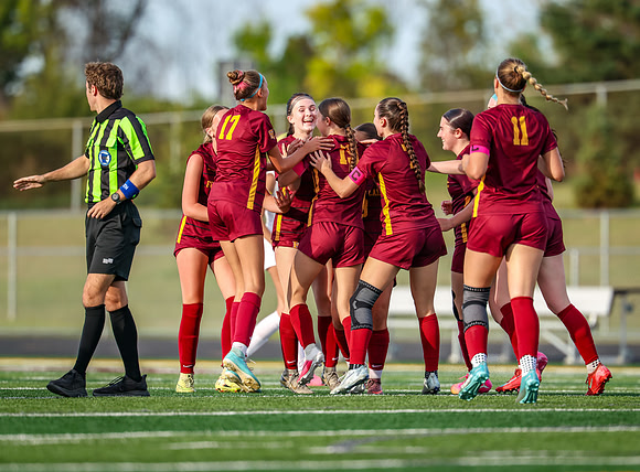 1246 Forest Lake Varsity Soccer