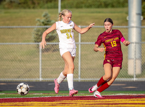 1600 Forest Lake Varsity Soccer