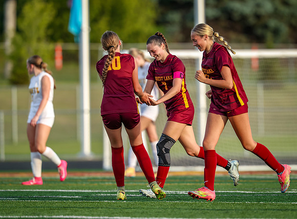 1751 Forest Lake Varsity Soccer