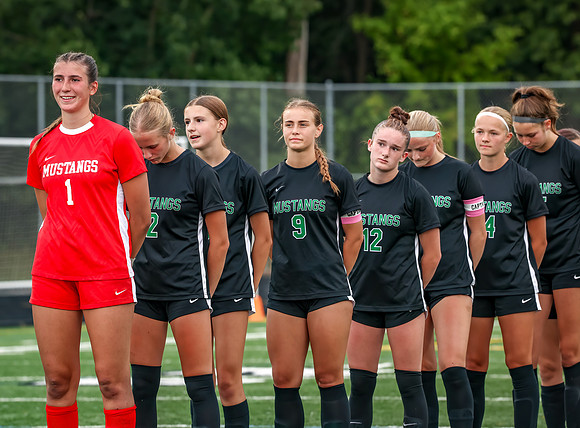 0210 Mounds View vs Hill Murray-Edit