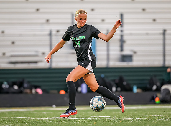 0416 Mounds View vs Hill Murray-Edit