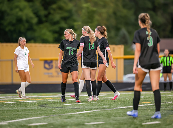 0458 Mounds View vs Hill Murray-Edit