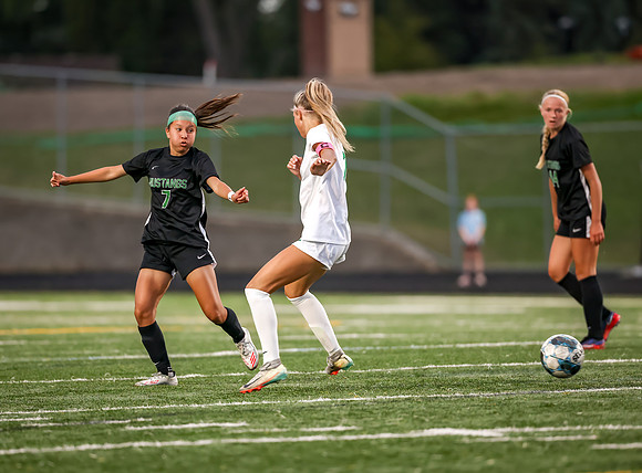 0552 Mounds View vs Hill Murray-Edit