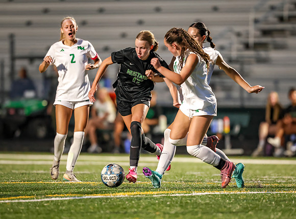 0942 Mounds View vs Hill Murray-Edit