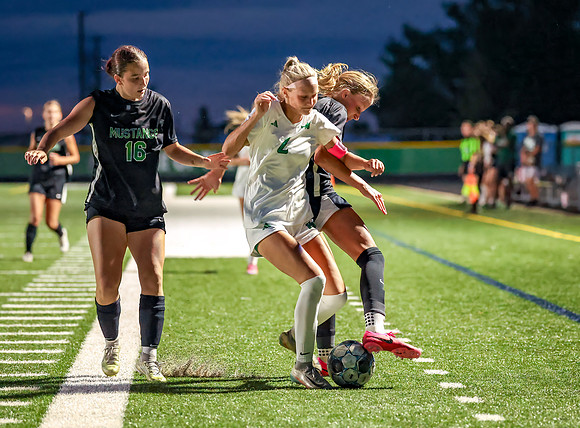 1120 Mounds View vs Hill Murray-Edit