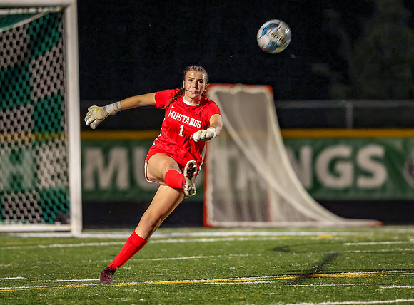 1321 Mounds View vs Hill Murray-Edit