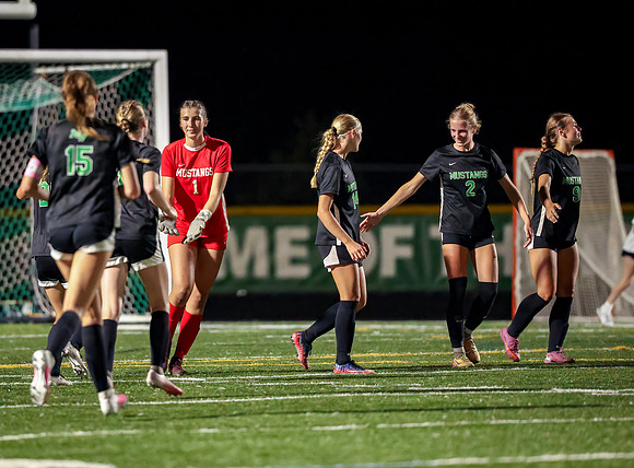 1586 Mounds View vs Hill Murray-Edit