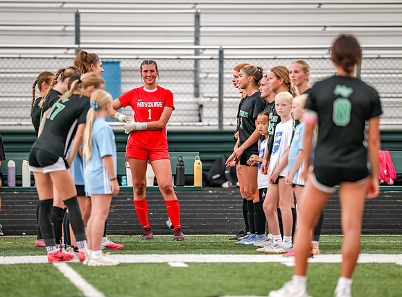 0102 Mounds View vs Hill Murray-Edit