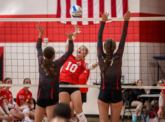 0262 Centennial vs Duluth East 9B