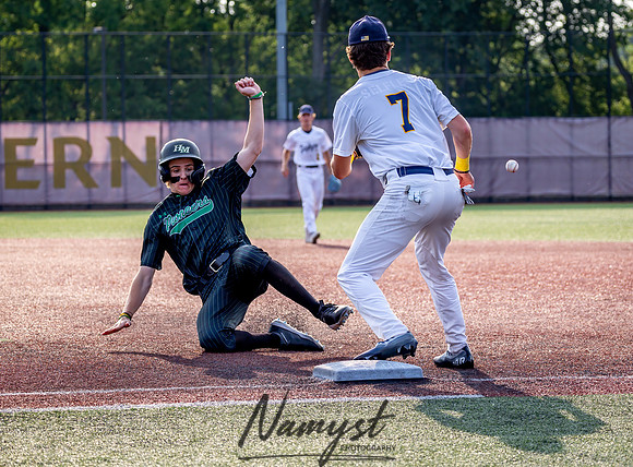 Mahtomedi vs Hill-Murray Baseball 90