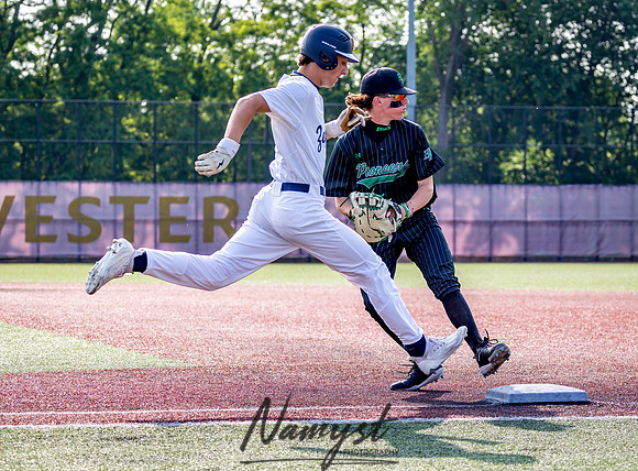 Mahtomedi vs Hill-Murray Baseball 37