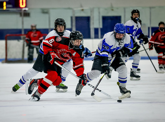 Centennial vs Cambridge Isanti Hockey 46