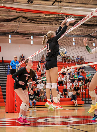 Centennial vs Mounds View Girls Varsity Volleyball 89