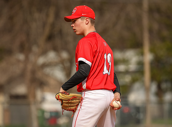 39 Centennial vs Totino-Grace 9th Grade Baseball