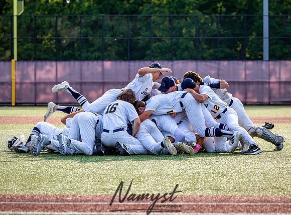 Mahtomedi vs Hill-Murray Baseball 108