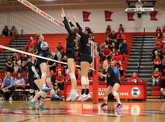 Centennial vs Blaine Girls Varsity Volleyball 11
