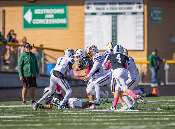 Mounds View vs STMA Varsity Football 238