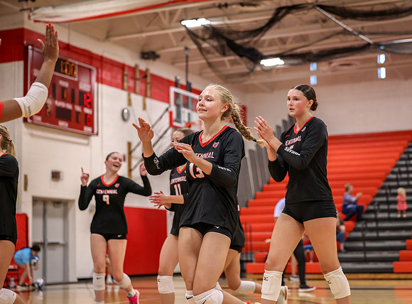 Centennial vs Mounds View Girls Varsity Volleyball 91