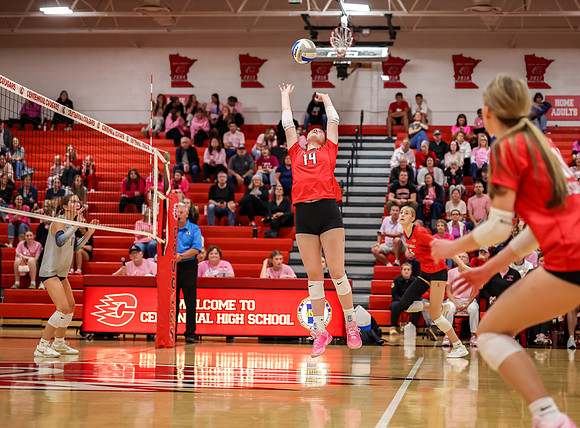 1095 Centennial vs Champlin Varsity