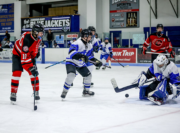 Centennial vs Cambridge Isanti Hockey 40