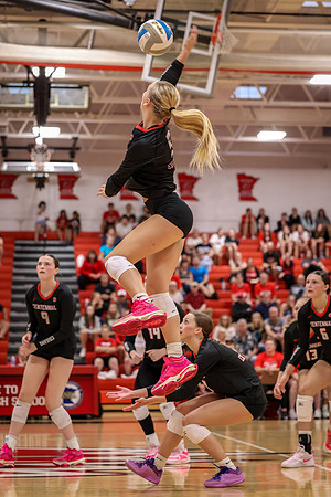 Centennial vs Mounds View Girls Varsity Volleyball 100