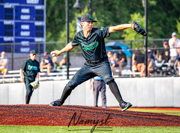 Mahtomedi vs Hill-Murray Baseball 75