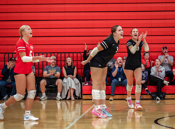0454 Centennial vs Blaine 9B