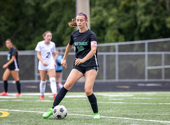 Mounds View vs Blaine Varsity Soccer 110