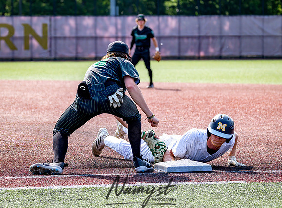 Mahtomedi vs Hill-Murray Baseball 16