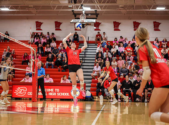 1093 Centennial vs Champlin Varsity